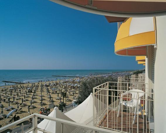 Hotel Montecarlo Jesolo Extérieur photo