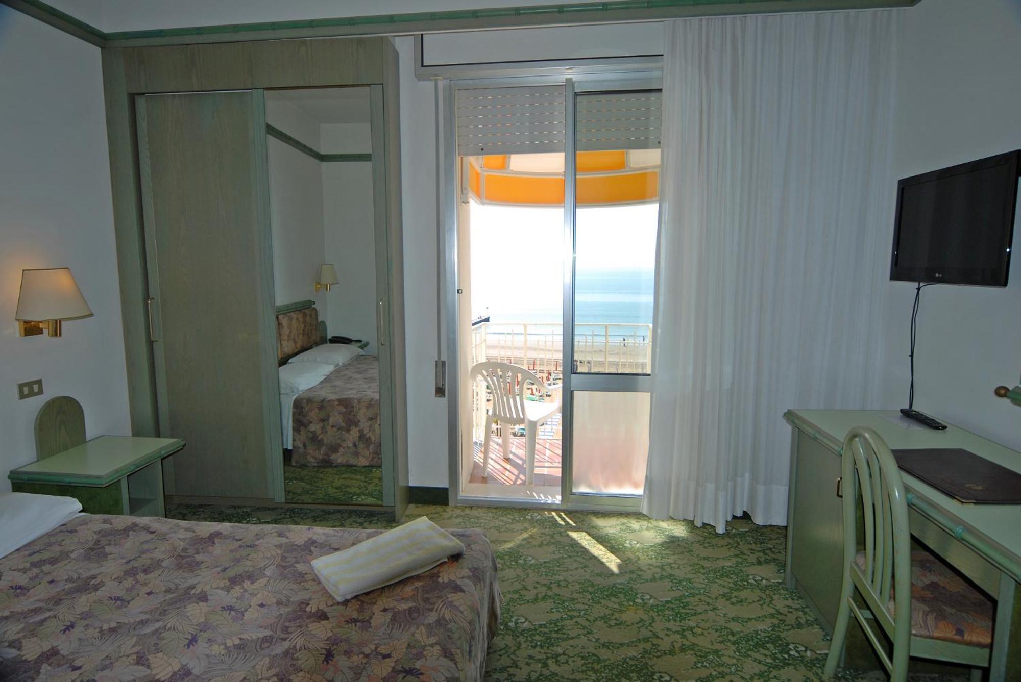 Hotel Montecarlo Jesolo Extérieur photo